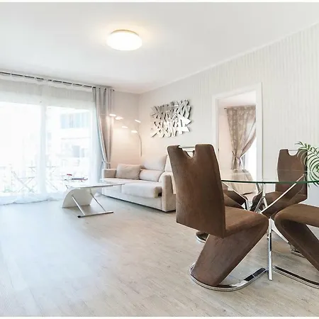 City Center Apartman *